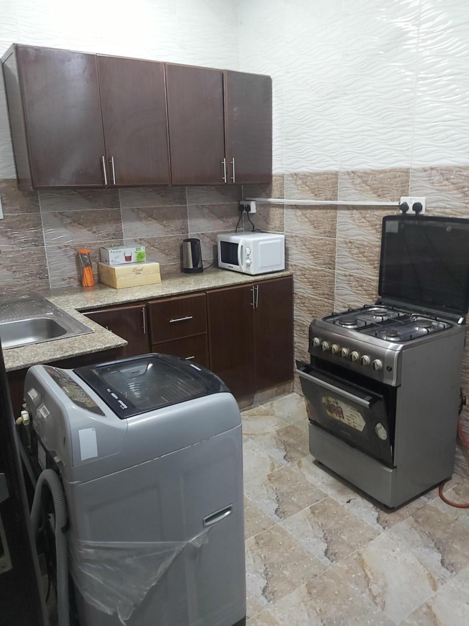زهره الوادي للشقق المفروشة عائلات فقط Apartment *